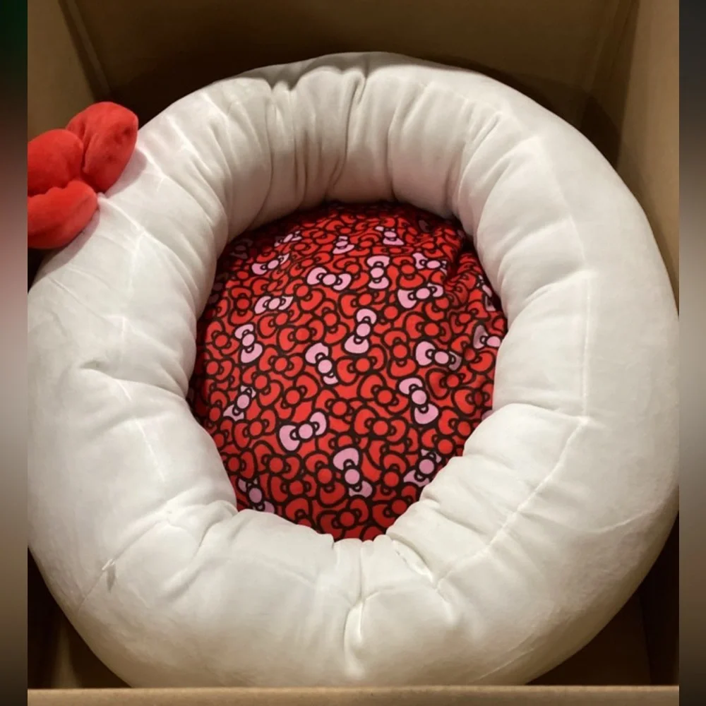 Sanrio Hello Kitty Dog Bed - White and Red